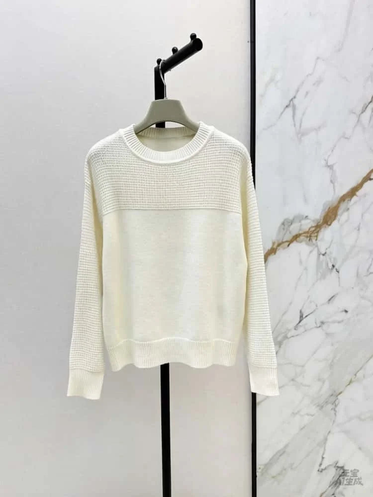 64-2026 New Classic Luxury Pre-Fall Collection: Minimalist Style Crew-Neck Long-Sleeve Pullover Sweater (Details Below)