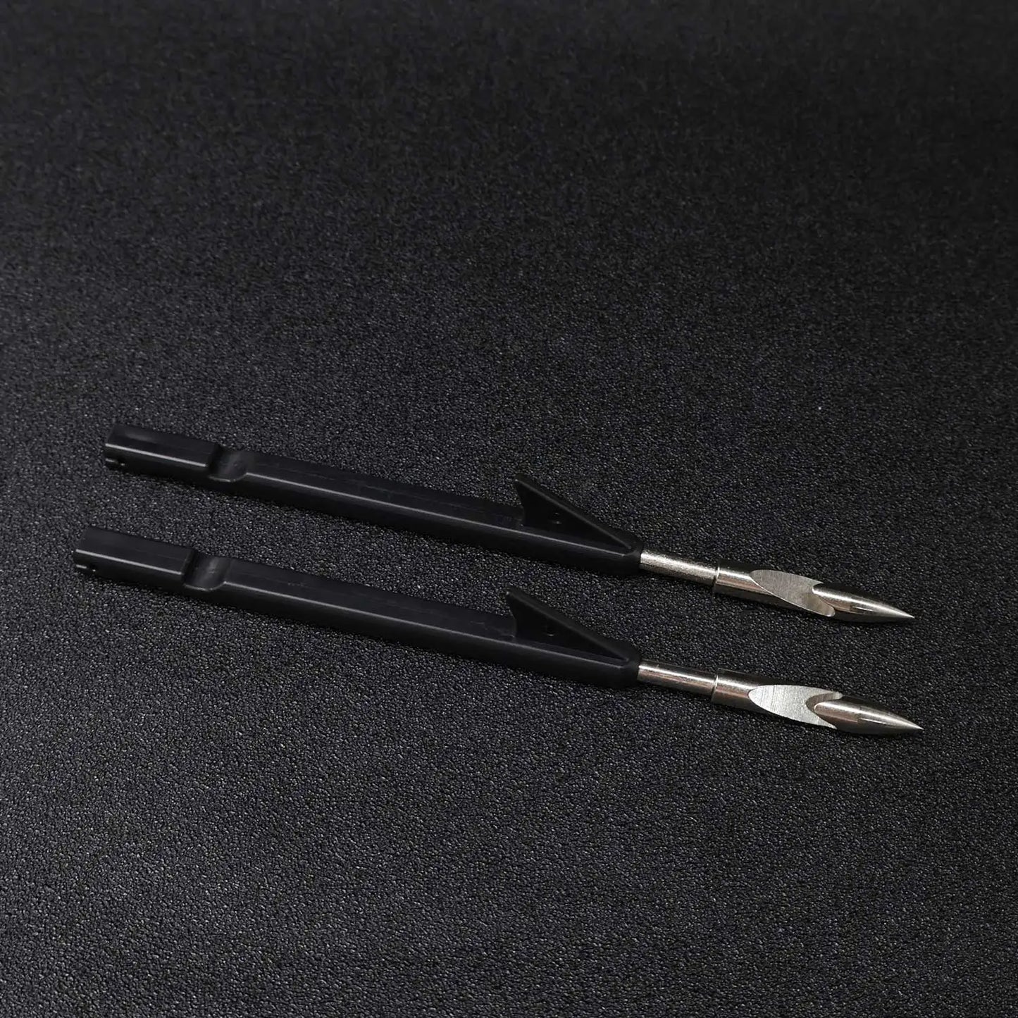 High-Performance Outdoor Hunting Fishing Spear, Professional Shooting Slingshot, Stainless Steel Arrow Fishing Accessories.